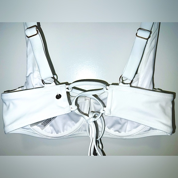 White full coverage Victoria Secret swim top - Picture 3 of 5